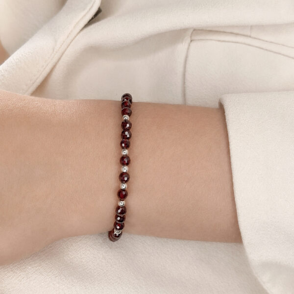 Bransoletka z Granatem i Srebrem 925 "Armonia Femminile"
