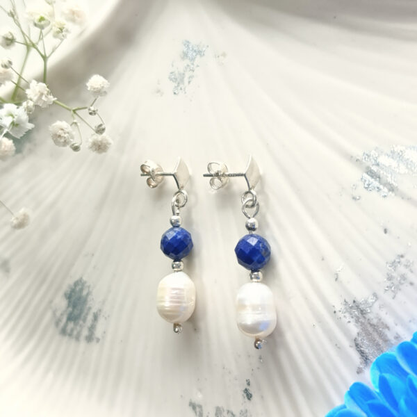 Kolczyki z Lapis Lazuli, Perłami i Srebrem 925 "Essenza Perlea"